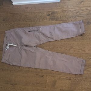 Vuori Women's Ankle Pants in Taupe